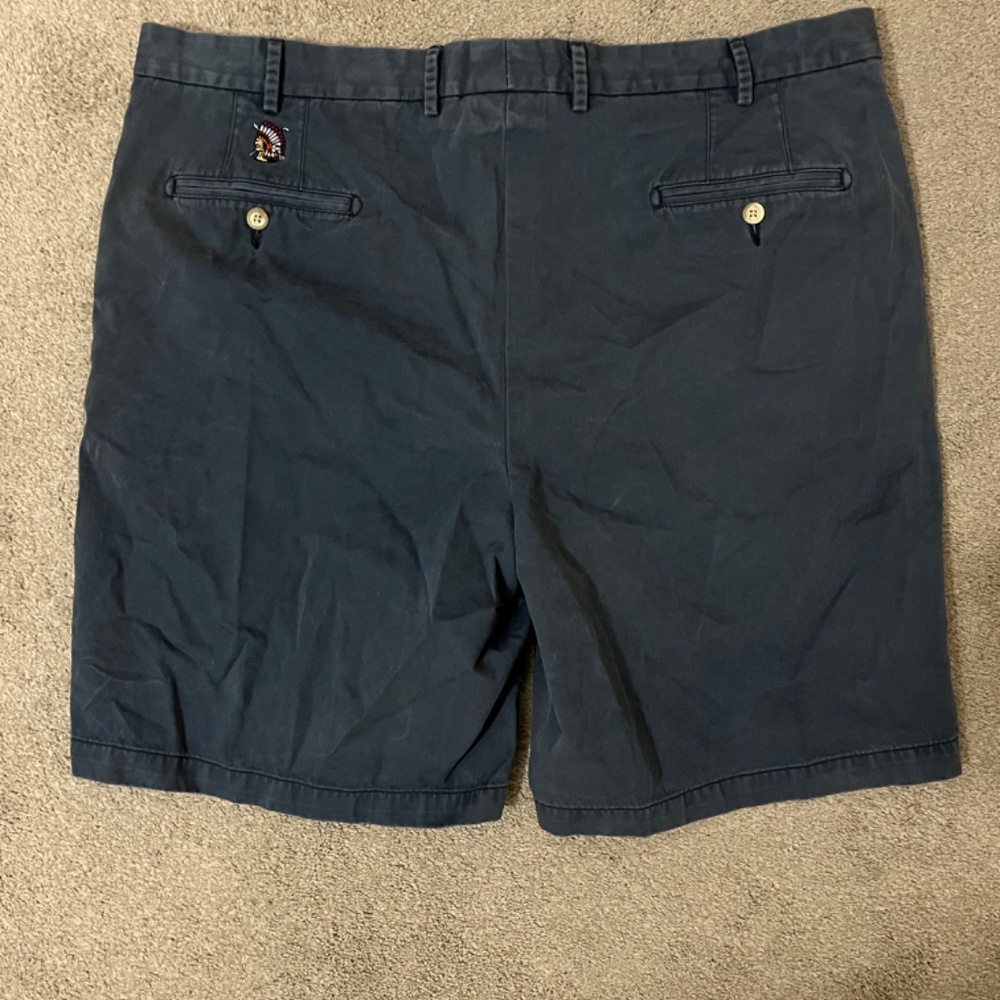 Peter Millar shorts - Picture 2 of 4